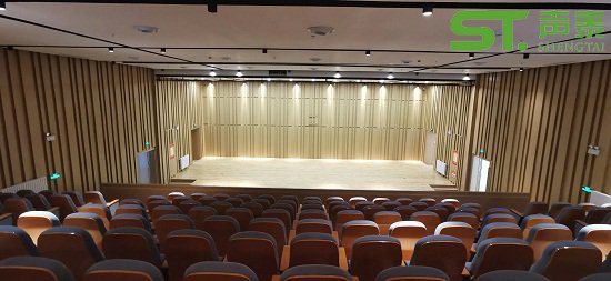 濟(jì)南托馬斯國際幼兒園報(bào)告廳(圖1) 濟(jì)南托馬斯國際幼兒園報(bào)告廳(圖1)